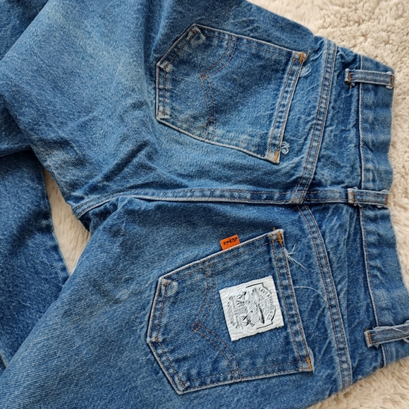 Vintage Levi's - Picture 7 of 15